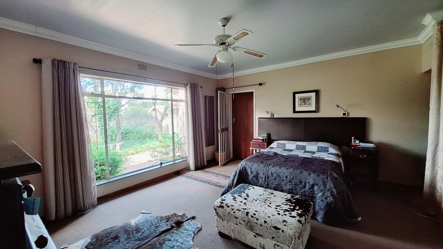 5 Bedroom Property for Sale in Riebeeckstad Free State